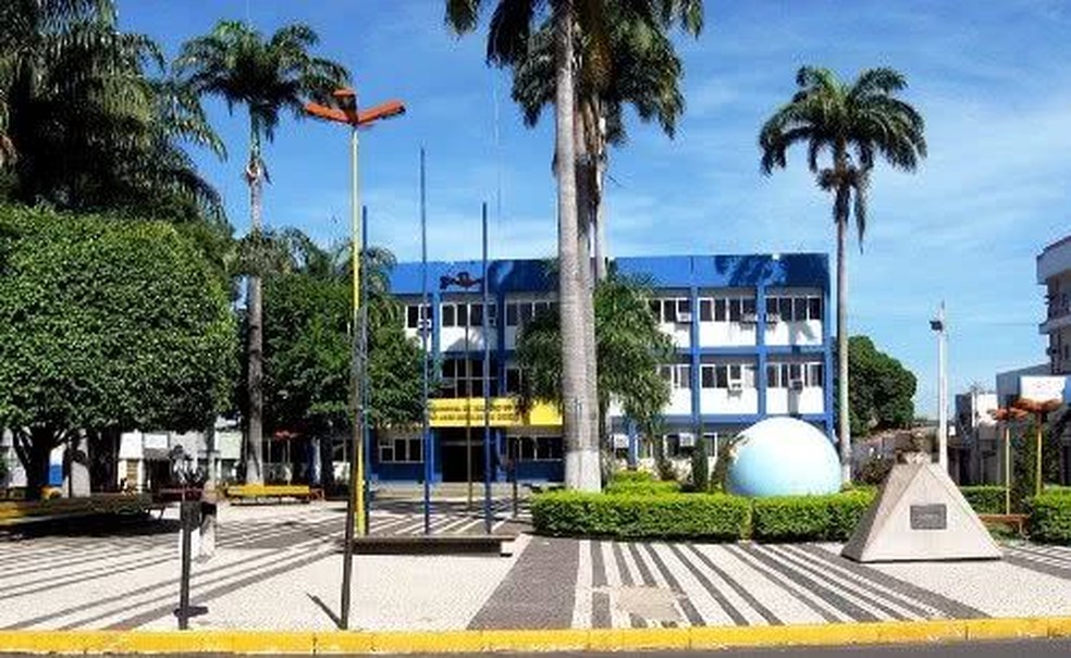 Justiça ordena que edital de licitação inclua registro no CRA-CE