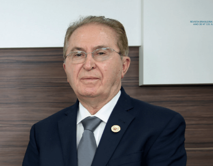 Ex-presidente do BNB escreve autobiografia narrada a partir de sua trajetória na instituição