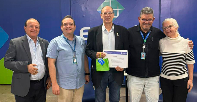 Representantes do CRA-CE levam orientações sobre Conselhos Profissionais a estudantes da Estácio