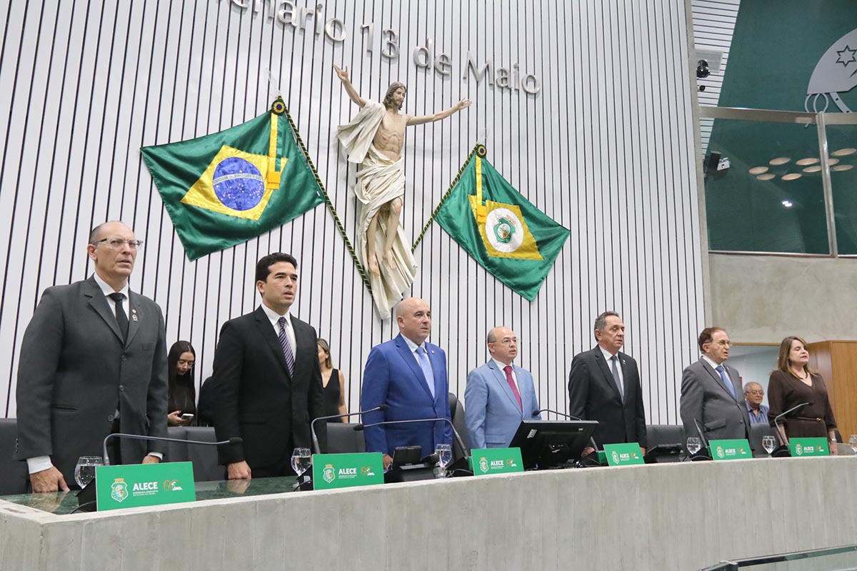 CRA-CE celebra 60 anos da Administração com solenidade na ALECE e homenagens a grandes personalidades