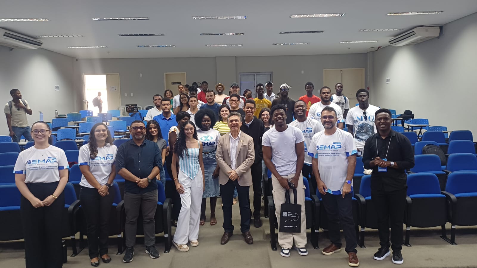 Representante do CRA-CE realiza palestra sobre a história da Administração na UNILAB