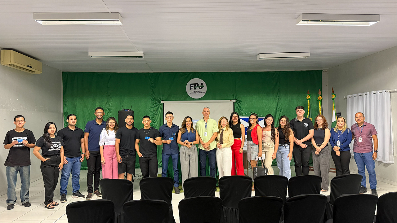 CRA Itinerante leva palestra institucional à FPJ em Crateús